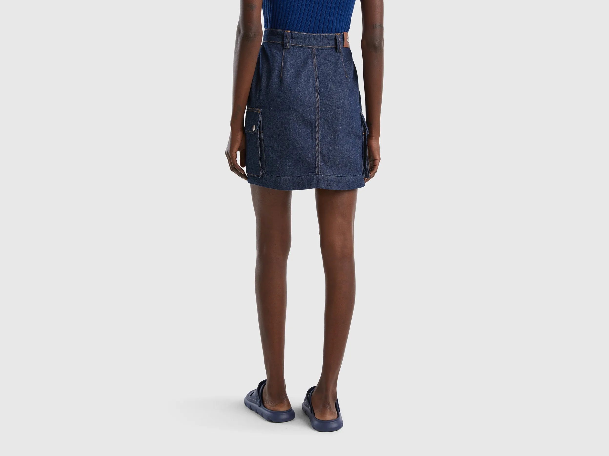MINI SKIRT WITH CARGO POCKETS