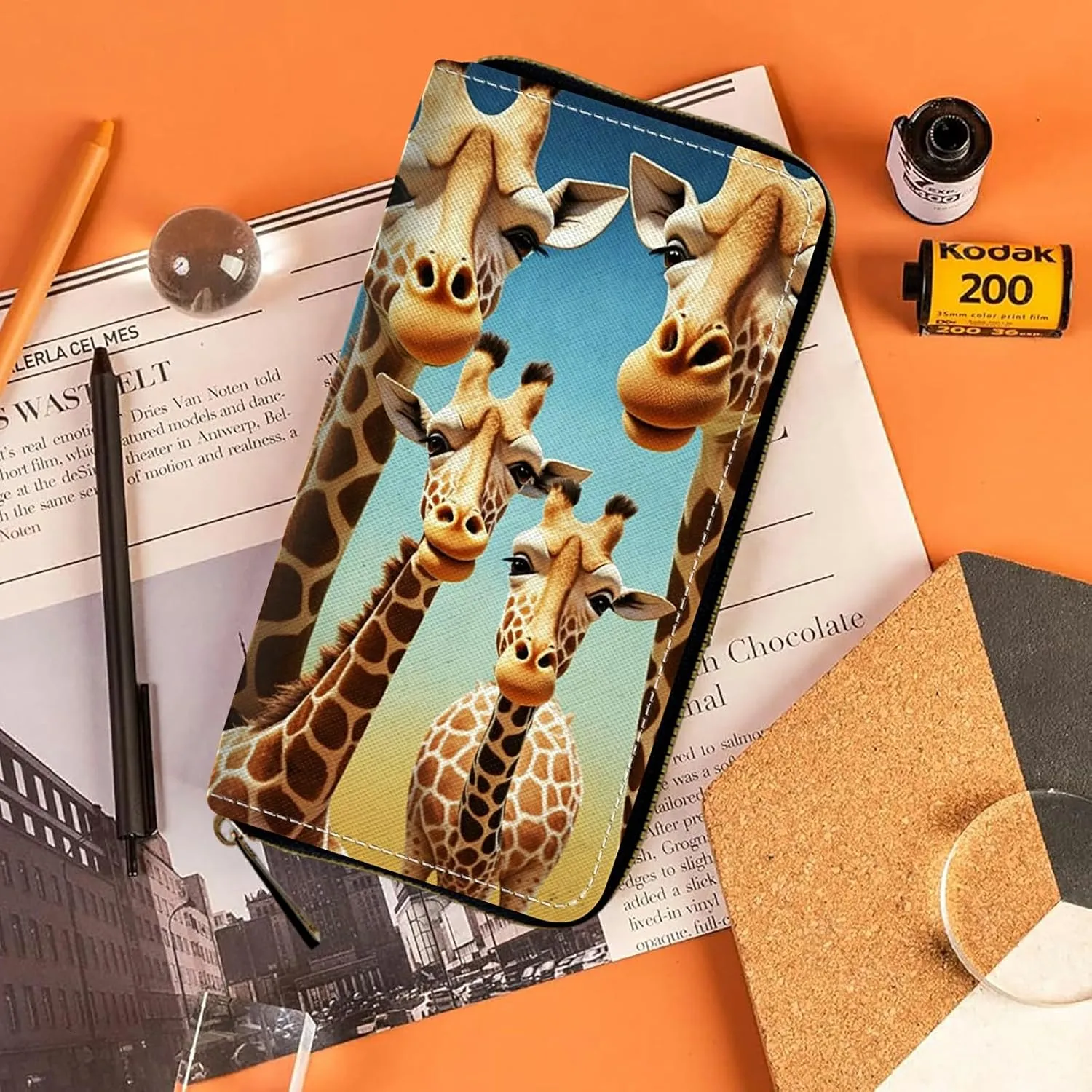 Women's RFID Blocking Wallet PU Leather Slim Bifold Wristlet Clutch with Large Capacity,16 Card Slots & Zipper Coin Purse Pocket Ladies Travel Purse Wristlet,Giraffe